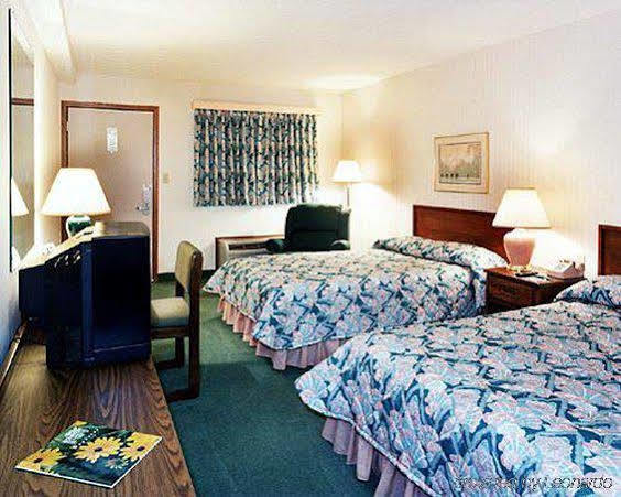 Continent Hotel 2*